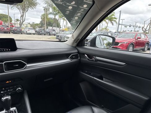 Used 2020 MAZDA CX-5 Touring image 16