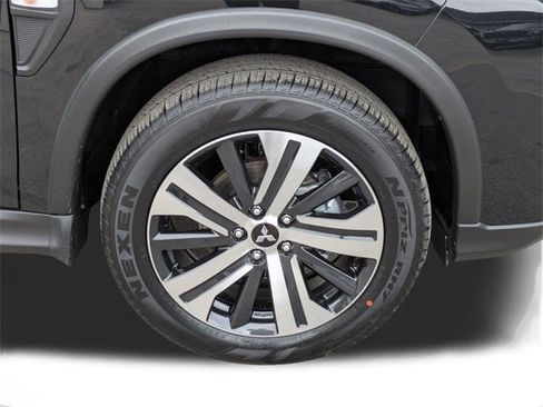 New 2026 Mitsubishi Outlander Sport ES image 11