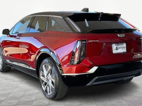 New 2026 Cadillac Optiq Luxury 1 image 4
