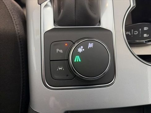 New 2026 Chevrolet Blazer LT w/ Convenience Package FWD image 23
