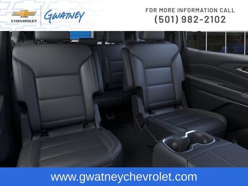 New 2026 Chevrolet Traverse LT w/ Midnight/Sport Edition FWD image 17