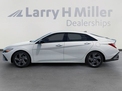 New 2026 Hyundai Elantra Sport FWD image 3