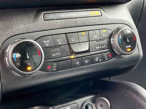 Used 2023 Ford Bronco Sport Outer Banks w/ Tech Package image 16