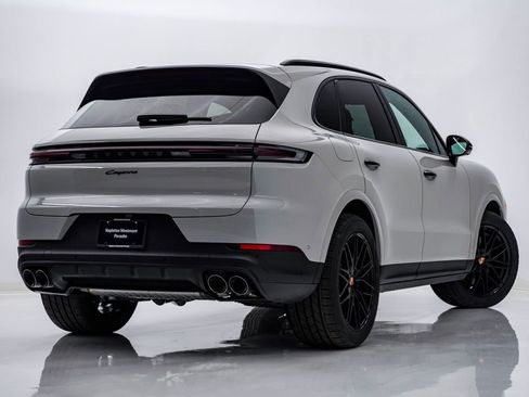 New 2026 Porsche Cayenne image 12