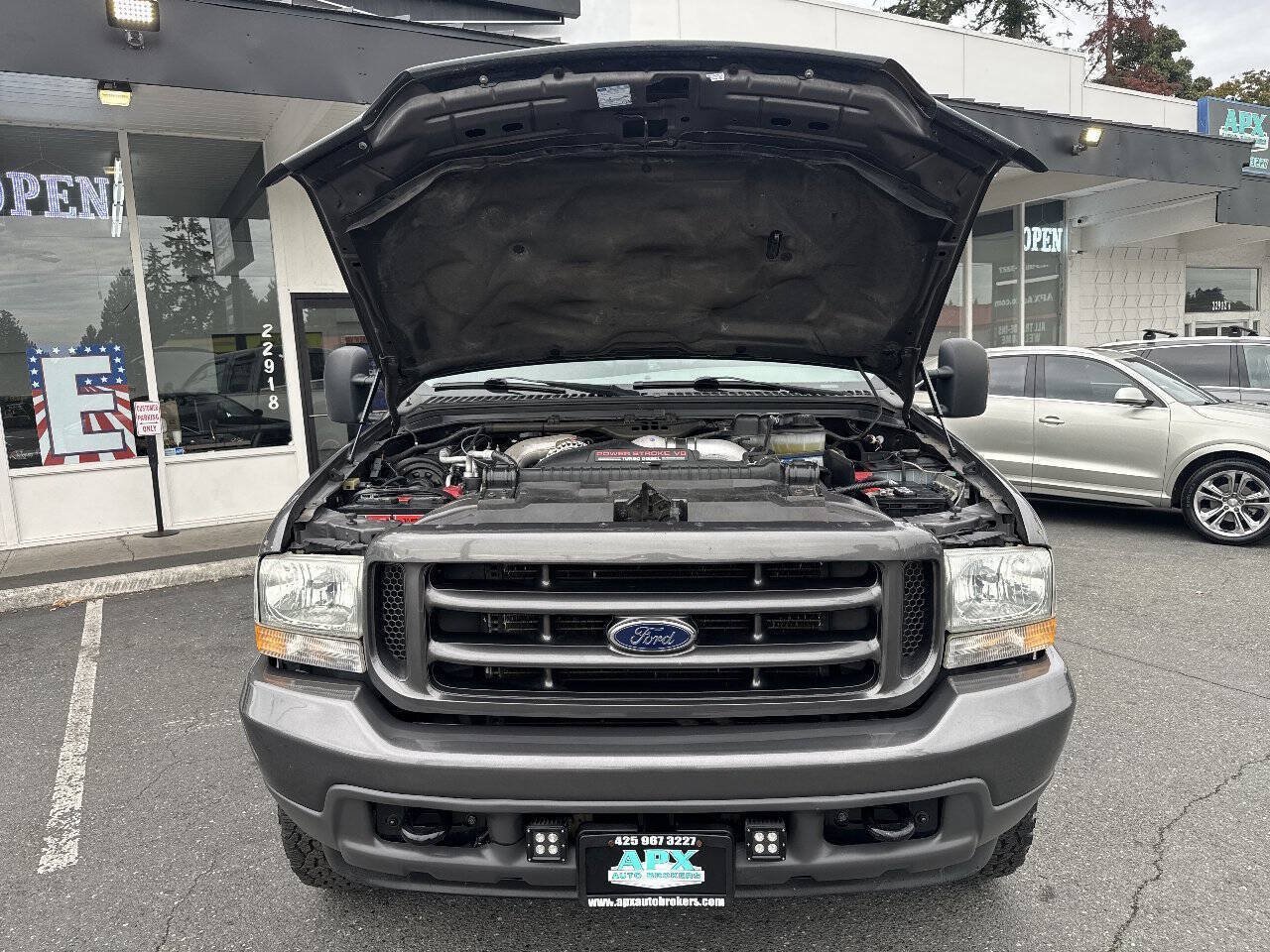 Used 2004 Ford F350 XLT AWD/4WD image 11