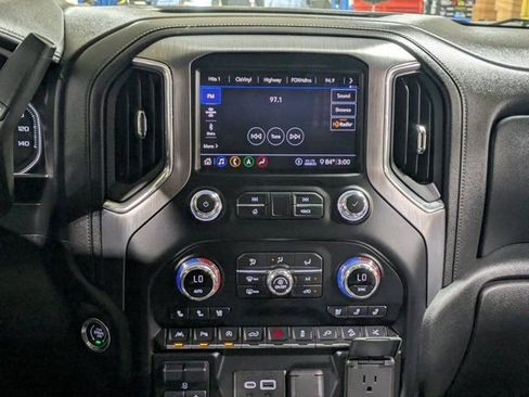 Used 2020 GMC Sierra 1500 Denali w/ Denali Ultimate Package AWD/4WD image 15