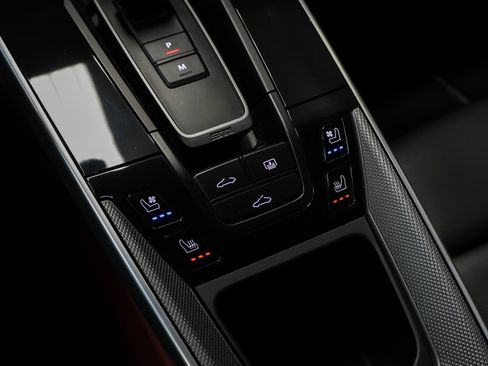 Used 2023 Porsche 911 Turbo image 48