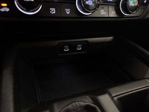 Used 2025 Honda Accord SE image 28