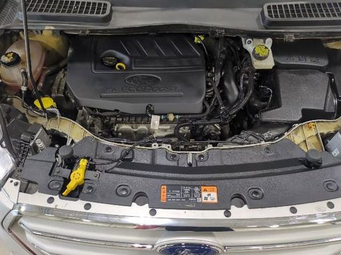 Used 2018 Ford Escape SEL AWD/4WD image 16