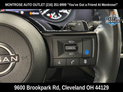 Used 2024 Nissan Pathfinder SL image 19