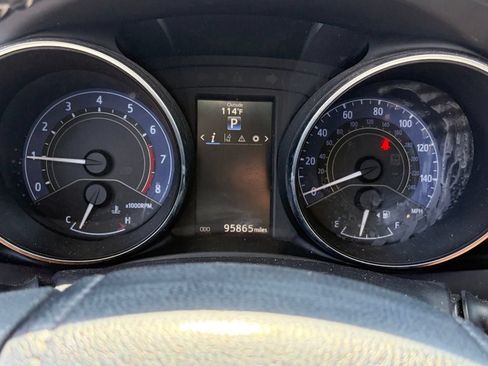 Used 2017 Toyota Corolla iM FWD image 10