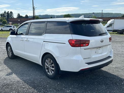 Used 2019 Kia Sedona LX FWD image 6