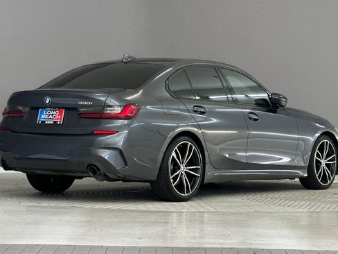 Used 2022 BMW 330i Sedan w/ M Sport Package RWD image 8