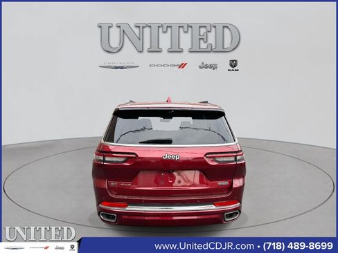 Used 2021 Jeep Grand Cherokee L Overland w/ Luxury Tech Group IV image 4