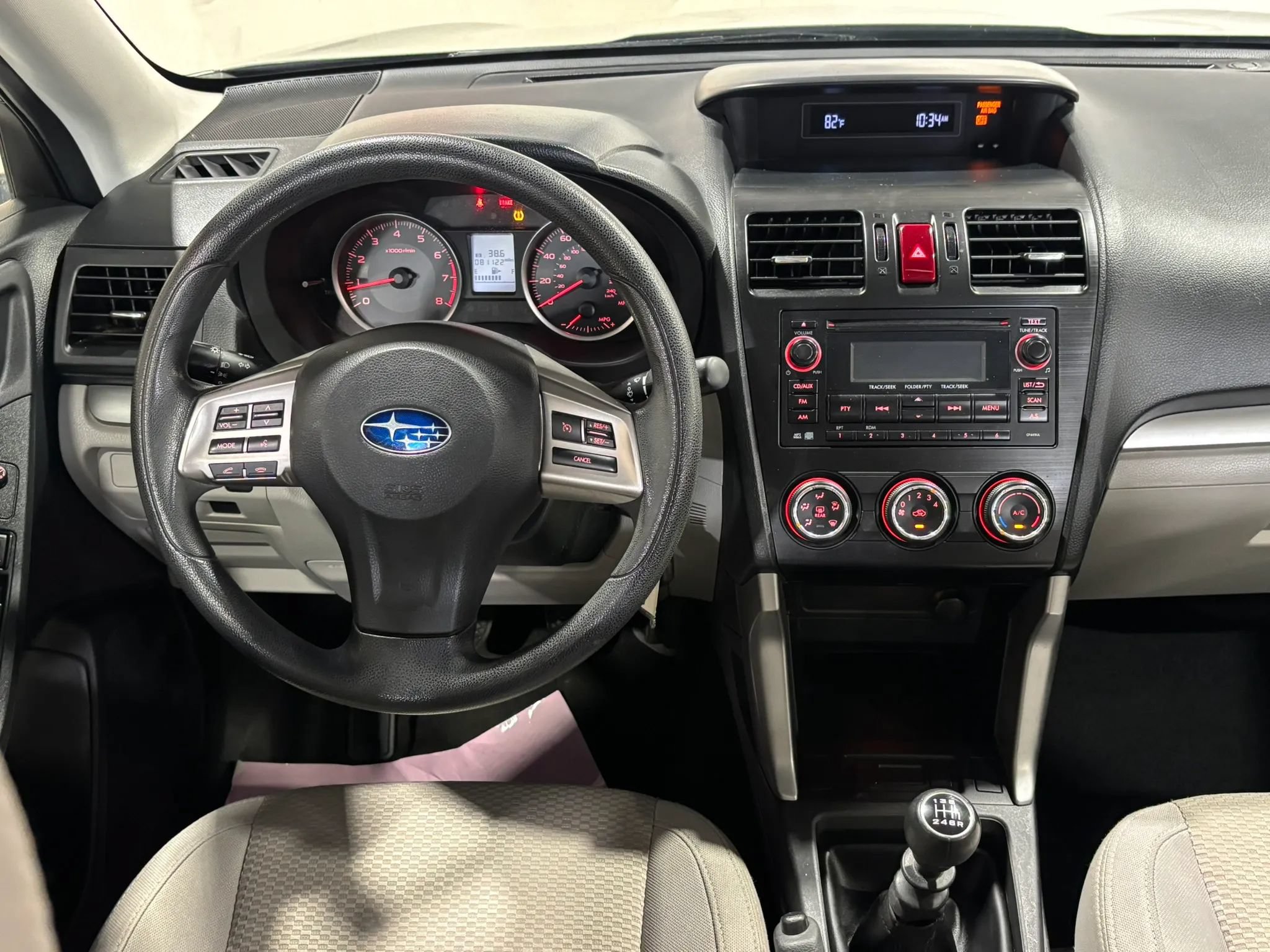 Used 2014 Subaru Forester 2.5i AWD/4WD image 9