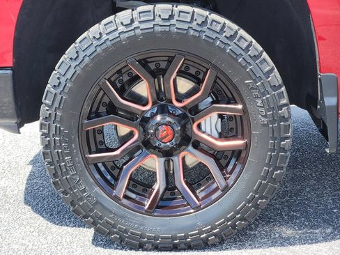 Used 2024 Chevrolet Silverado 1500 LT Trail Boss AWD/4WD image 9
