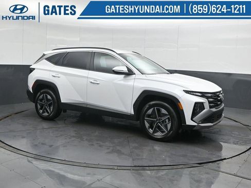 New 2026 Hyundai Tucson SEL w/ Tow & Go Package AWD/4WD image 1