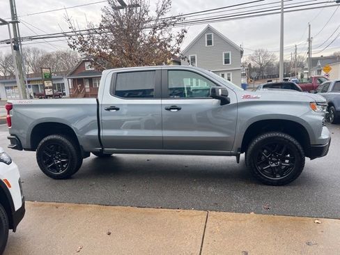 Used 2025 Chevrolet Silverado 1500 LT Trail Boss w/ LT Trail Boss Premium Package image 7
