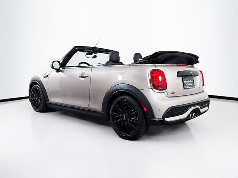Used 2024 MINI Cooper S image 9