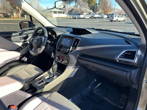 Used 2020 Subaru Forester Base w/ Alloy Wheel Package image 27