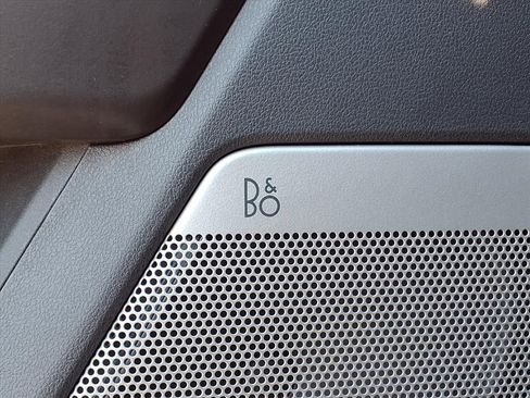 Used 2025 Ford F150 Lariat image 30