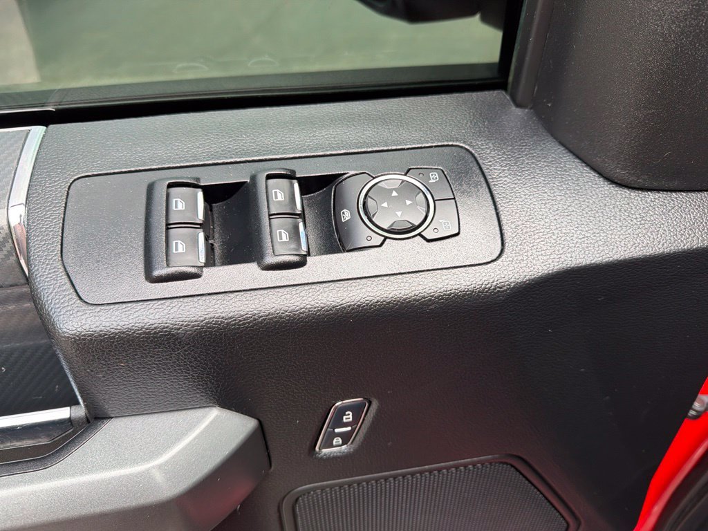 Used 2018 Ford F150 XLT w/ Equipment Group 302A Luxury AWD/4WD image 15