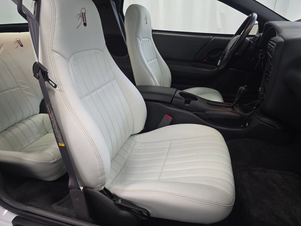 Used 1997 Chevrolet Camaro SS w/ Preferred Equipment Group 2 RWD image 97