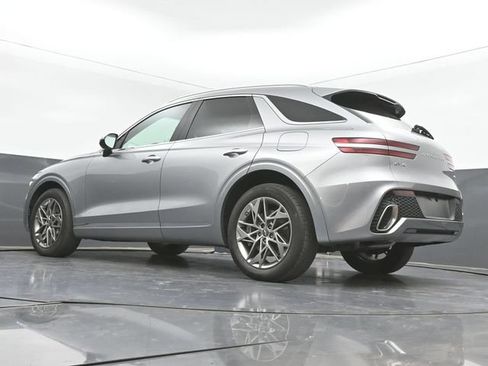 Used 2024 Genesis GV70 2.5T w/ Select Package AWD/4WD image 41