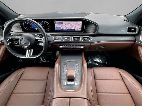 Certified 2024 Mercedes-Benz GLS 450 4MATIC image 16
