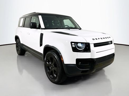 Used 2026 Land Rover Defender 110 S AWD/4WD image 3
