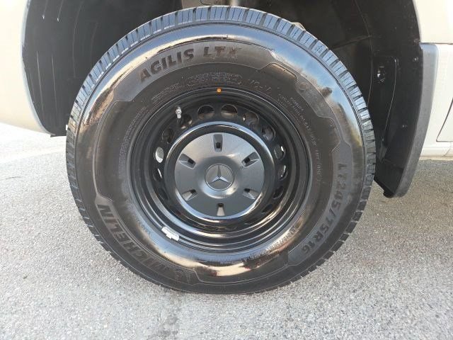 Used 2022 Mercedes-Benz Sprinter 2500 image 67