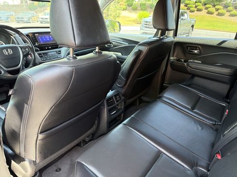 Certified 2023 Honda Ridgeline RTL image 22