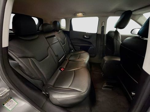 Used 2019 Jeep Compass Limited AWD/4WD image 23