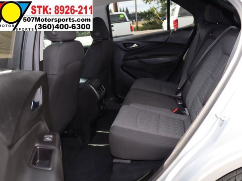 Used 2022 Chevrolet Equinox LT w/ Driver Convenience Package AWD/4WD image 13