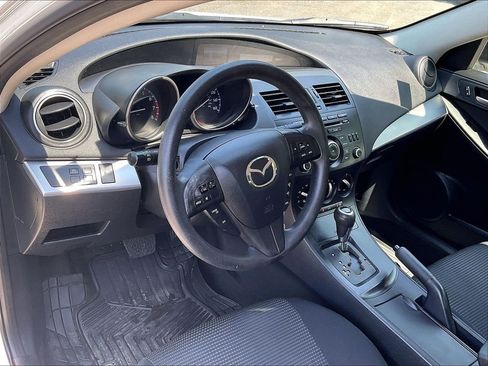 Used 2013 MAZDA MAZDA3 i Sport FWD image 8