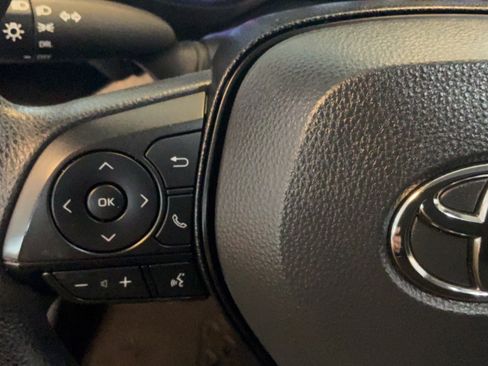 Used 2023 Toyota RAV4 LE AWD/4WD image 19