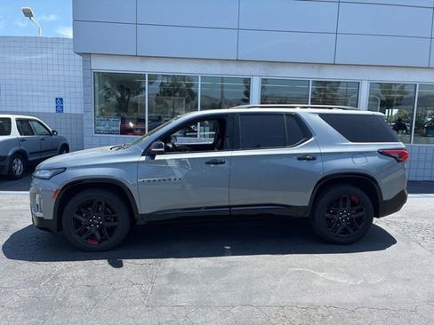 Used 2023 Chevrolet Traverse Premier w/ Redline Edition AWD/4WD image 4