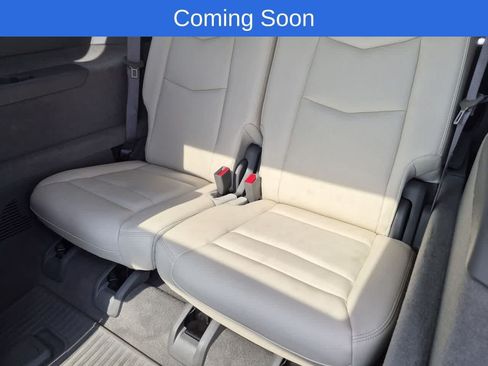 Used 2024 Cadillac XT6 Premium Luxury AWD/4WD image 15