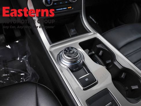 Used 2023 Ford Edge SEL AWD/4WD image 12