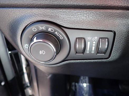 Used 2021 Jeep Compass Trailhawk AWD/4WD image 14