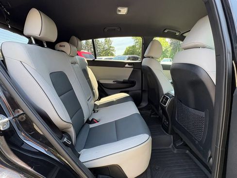 Used 2018 Kia Sportage EX w/ EX Sport Appearance Package AWD/4WD image 34
