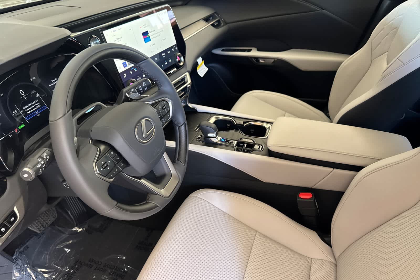 New 2026 Lexus RX 350h AWD/4WD image 11
