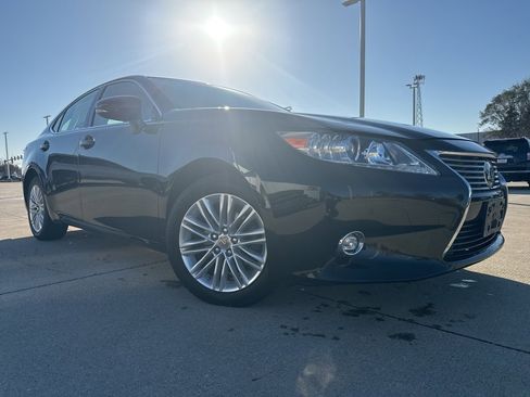 Used 2015 Lexus ES 350 image 2