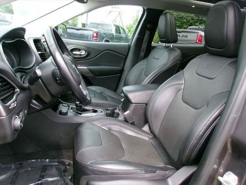 Certified 2020 Jeep Cherokee Limited AWD/4WD image 6
