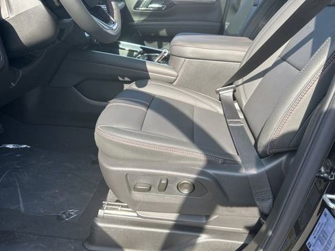 New 2026 Chevrolet Suburban RST w/ Comfort Package AWD/4WD image 9