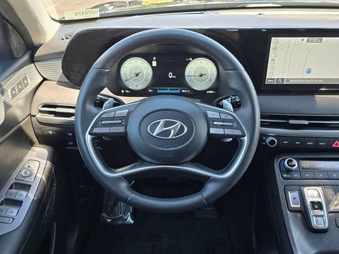 Used 2024 Hyundai Palisade Limited AWD/4WD image 12