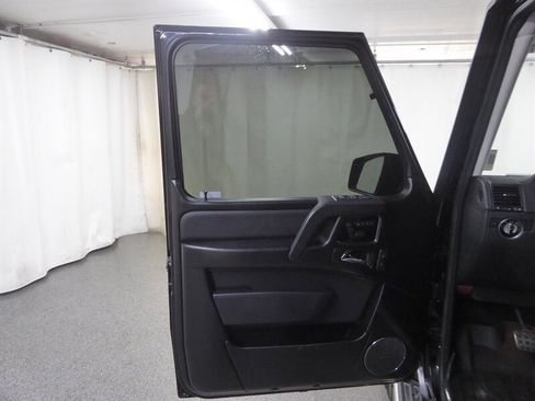 Used 2016 Mercedes-Benz G 550 image 24