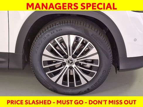 Used 2025 Mercedes-Benz EQB 250+ image 9