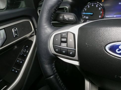 Used 2023 Ford Explorer XLT w/ Equipment Group 202A image 30