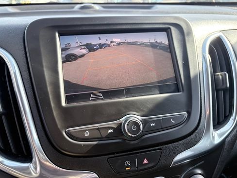 Used 2023 Chevrolet Equinox LT AWD/4WD image 18